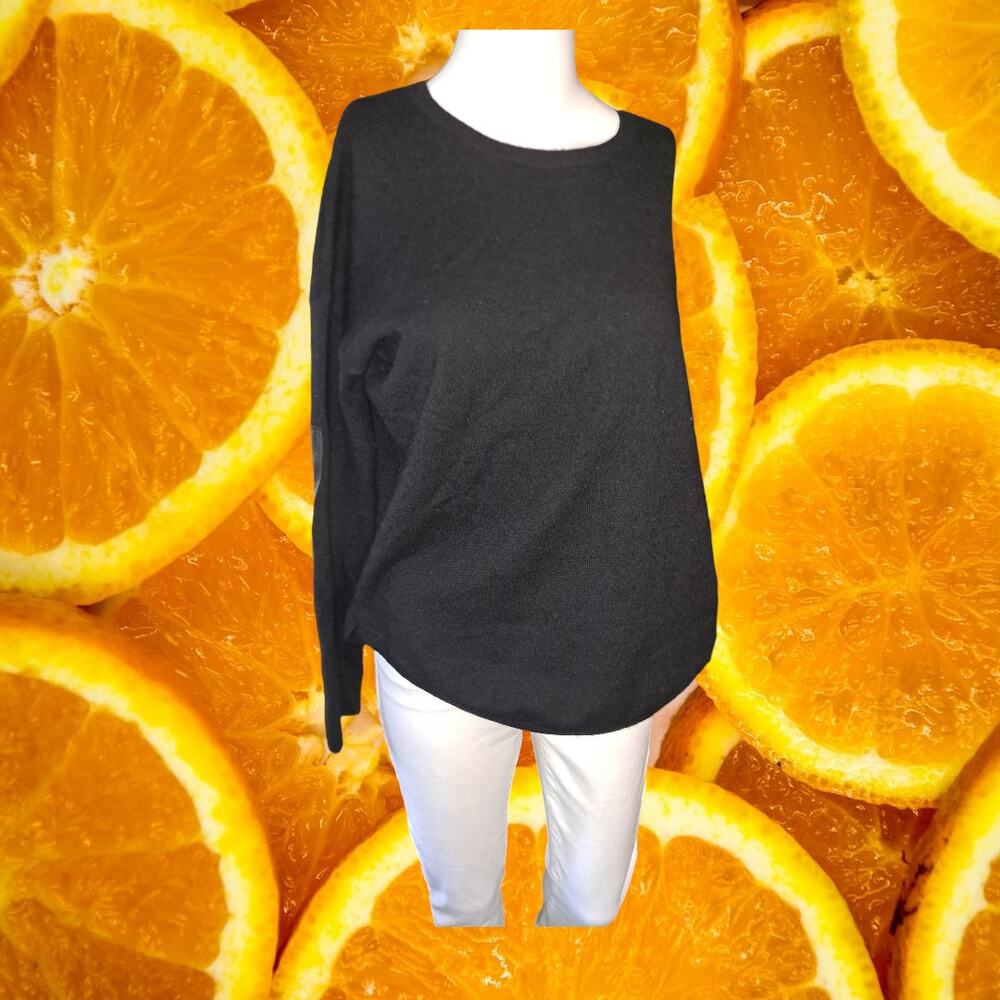 Aqua Cashmere Black Cashmere Sweater with Elbow‎ Patches Size Small